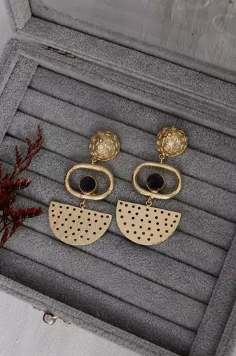 Gold plated brass earrings with amethyst stone