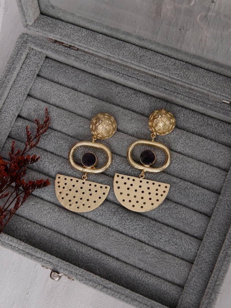 Gold plated brass earrings with amethyst stone