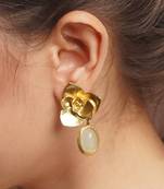 Fresh As a Daisy Earrings