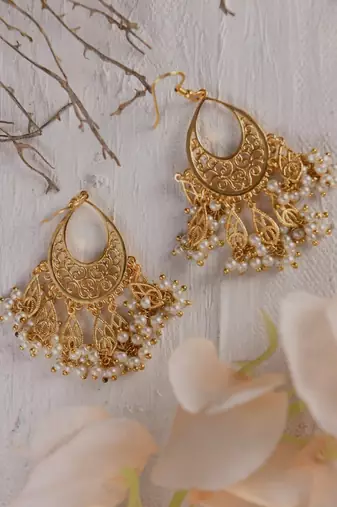 Nazaakat Earrings