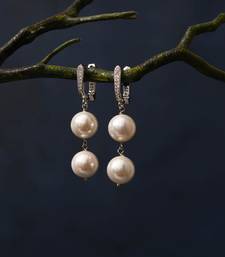 Snow White Zircon Pearl Earrings