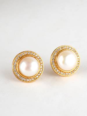 Stars and Pearls Studs 1