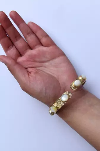 Emily Mother-of-Pearl Cuff