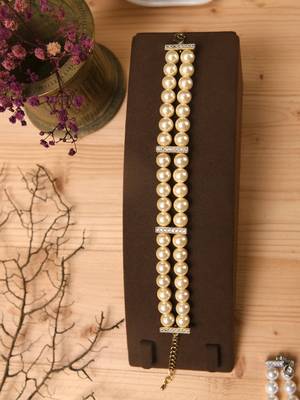 gold plated brass bracelets with pearls 1