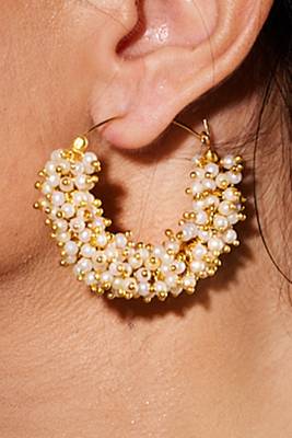 Pearl Gajra Hoops In Gold Plating 3