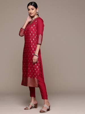 Maroon Colour Designer Kurti With Bottom Set For Festive Looks 3