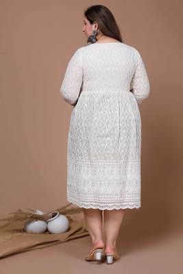 women's plus size mirror lace chikankari kurta 2