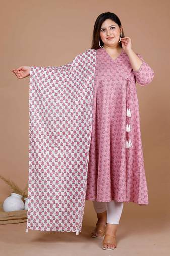 plus size v-neck angrakha kurta with dupatta