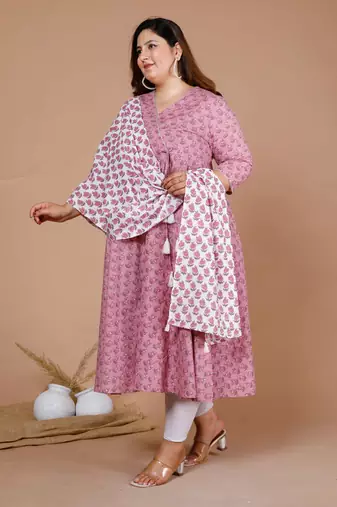 plus size v-neck angrakha kurta with dupatta
