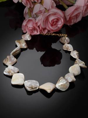 Natural beige texture jaipur stones choker necklace 1