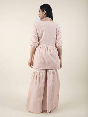 Gajri cotton embroidered peplum paired with matching pant 5