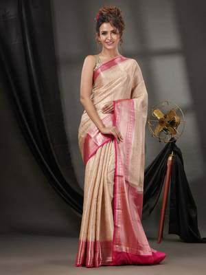 Off White Blended Silk Handwoven Saree With Woven Zari Designs 2