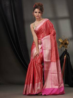 Red Blended Silk Handwoven Saree With Woven Zari Designs 1
