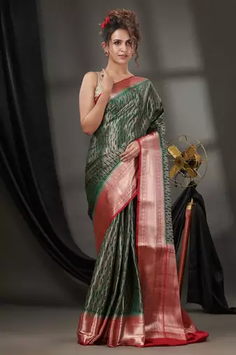 Emerald Green Blended Silk Handwoven Saree With Woven Zari Designs