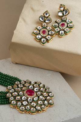 Ethnic Green & Gold Bridal Kundan Jewellery Set 3