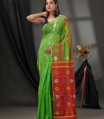 Parrot Green Silk Cotton Jamdani Handwoven Saree With Texture Designs Without Blouse