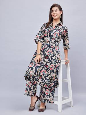 Winered woman black oversized botanical print sleeve lace co-ord set 2