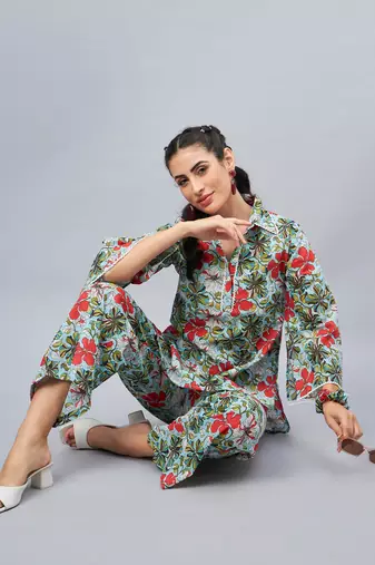 Winered woman skyblue multicolor floral printed lace co-ord set