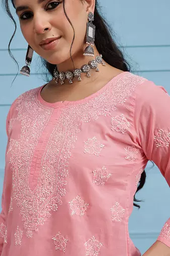 Hand Embroidered Peach Cotton Lucknowi Chikankari Straight Kurti For Women