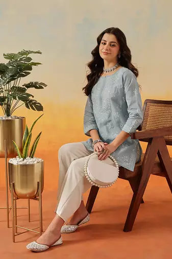 Hand Embroidered Grey Cotton Lucknowi Chikankari Short Kurti For Women