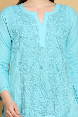Hand Embroidered Blue Cotton Lucknowi Chikankari Straight Kurti For Women 2