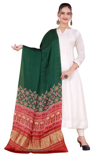DesiButik Silk Dupatta with Zari Work 36*102 inches