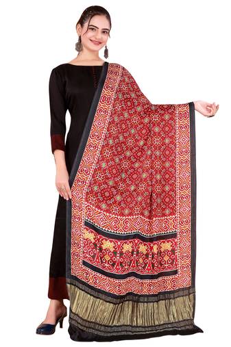 DesiButik Silk Dupatta with Zari Work 36*102 inches