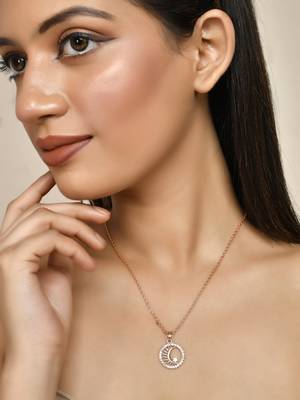 Rose gold pendant chain 2