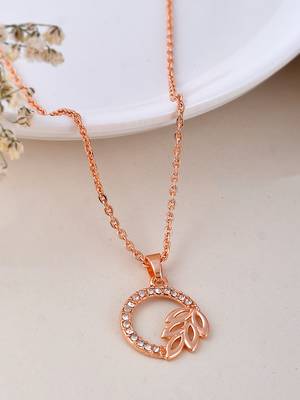 Rose gold pendant chain 1