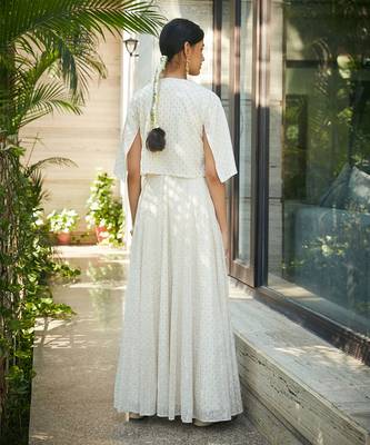 White Beryl Embroidered Lehenga Set 3