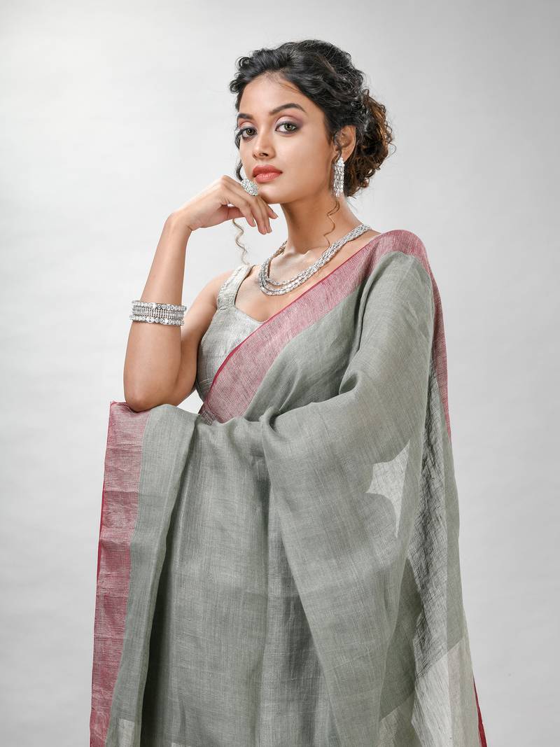 Sage Green Linen Solid Bady With Pallu Silver Zari Handloom Saree