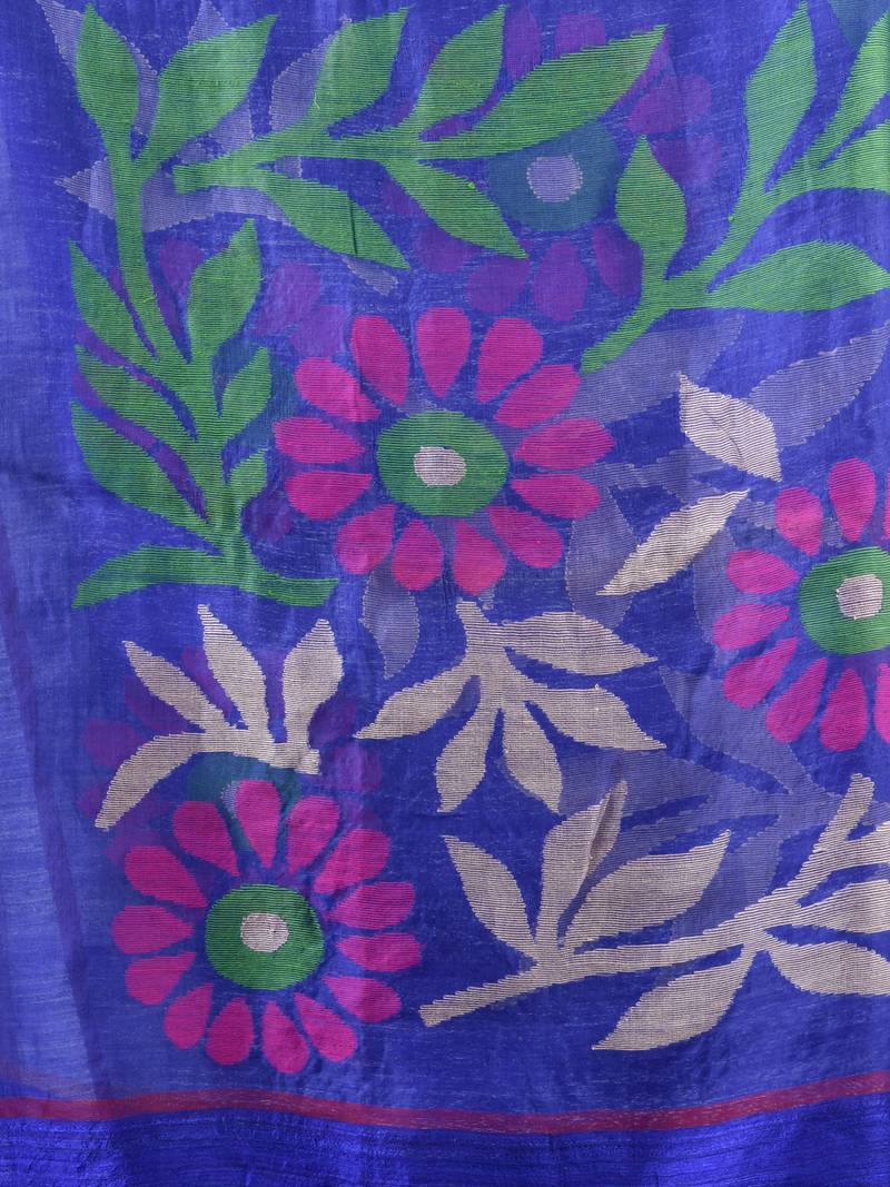 Royal Blue Silk Matka Solid Body With Pallu Flowers Motive Soft Jamdani Saree