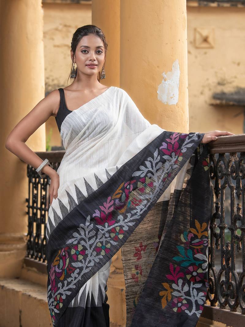 White & Black Silk Matka Solid Body Handwoven Jamdani Saree
