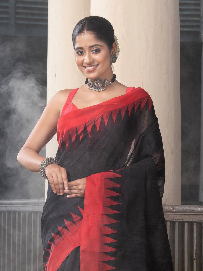 Black Silk Matka Solid Body Red Temple Border Jacquard Jamdani Saree