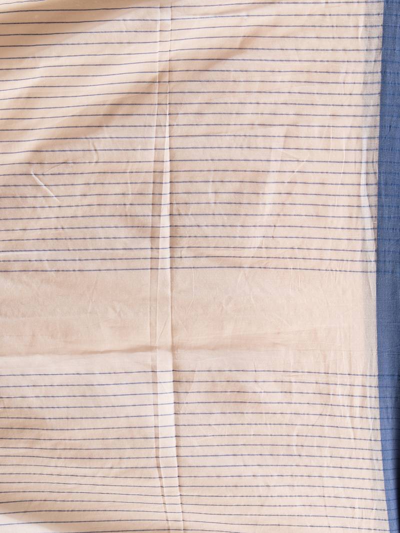 White Cotton Solid Body With Stripe Pallu Handloom Saree