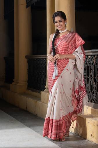 Off White Cotton All Body Buti With Mahapar Border Jamdani Saree
