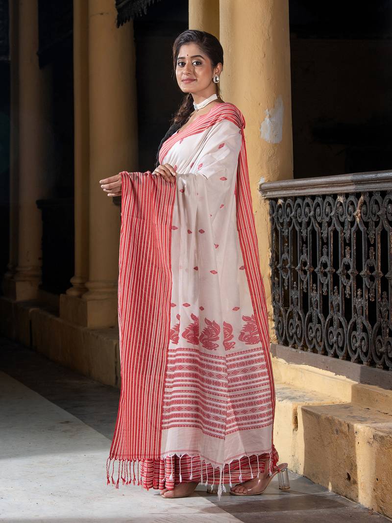 Off White Cotton All Body Buti With Mahapar Border Jamdani Saree