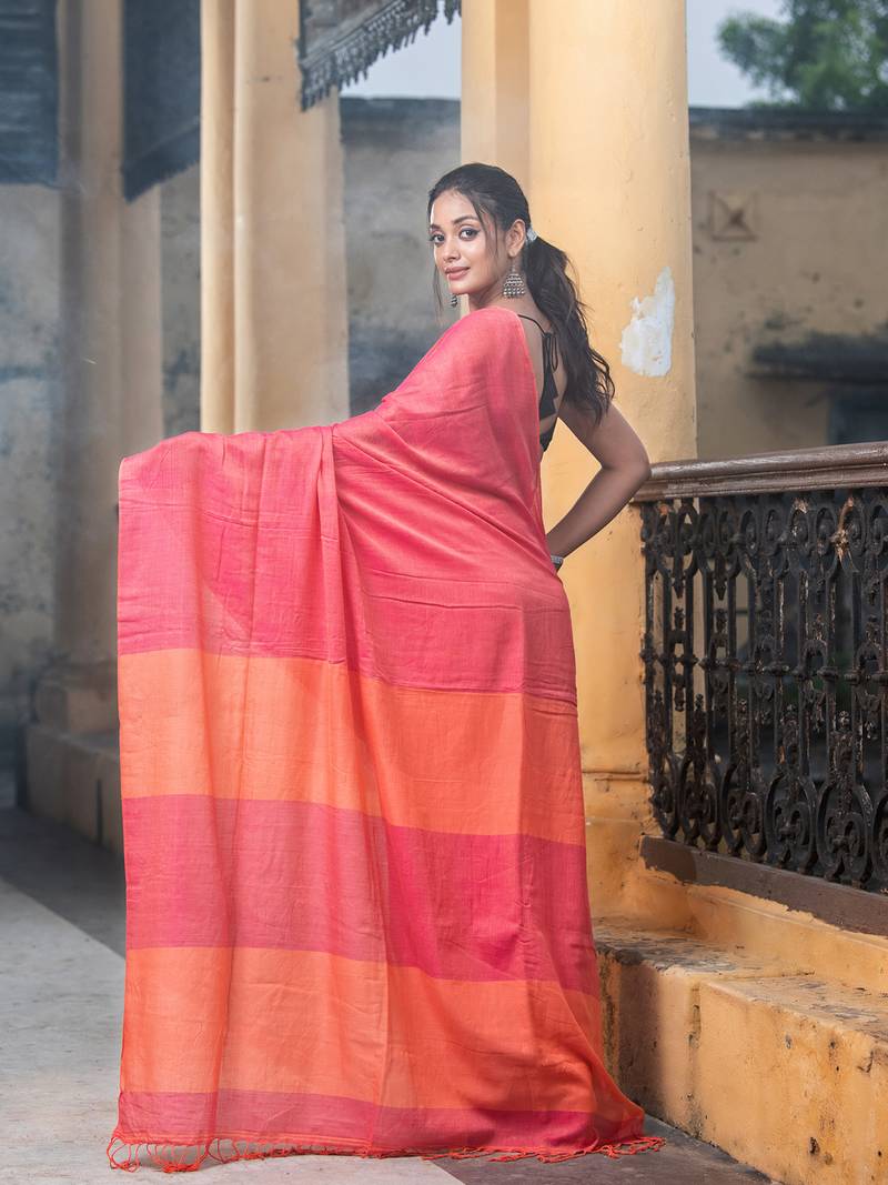 Pink Cotton Solid Body Handloom Saree