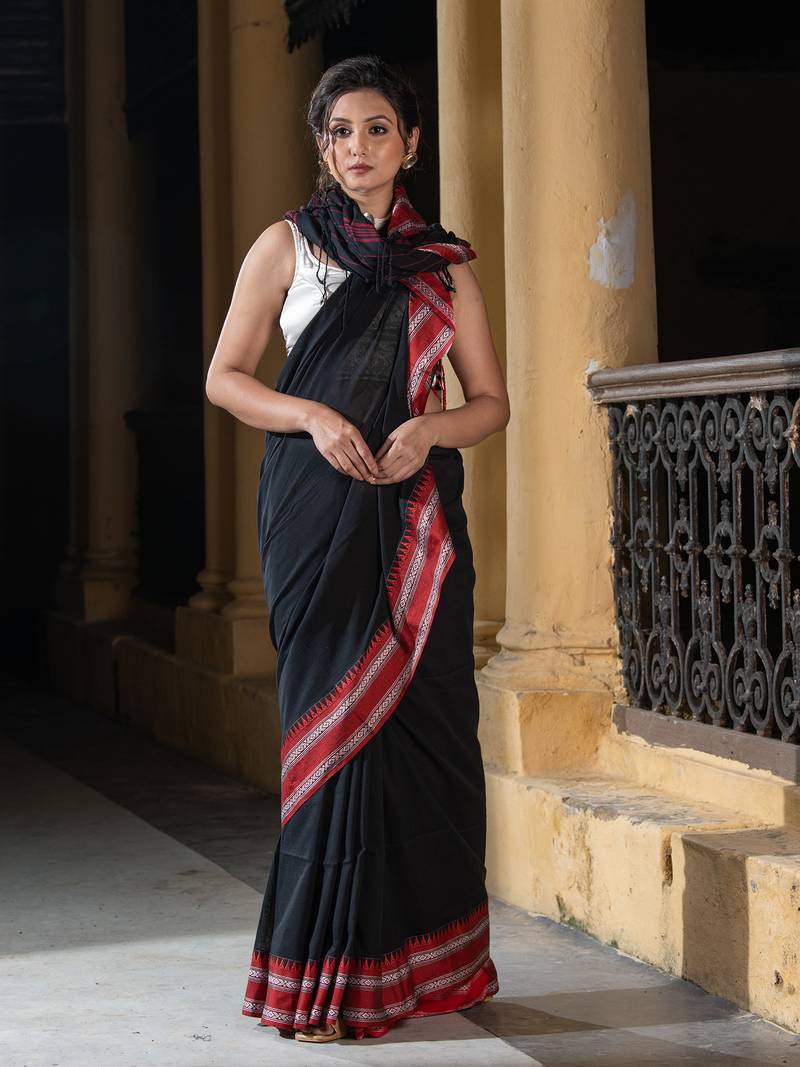 Black Cotton Solid Body Jacquard Border With Pallu Stripe Handloom Saree