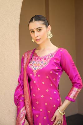 Pink Paithani Work SOFT BANARASI SILK Semistiched Long Length Kameez Pant party wear salwarsuit 2