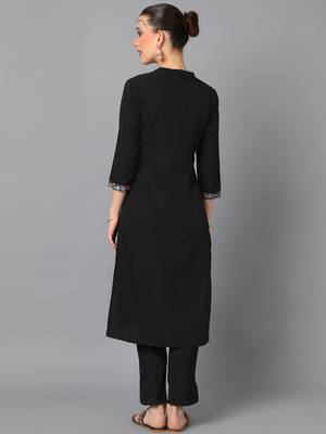 Ziyaa women's black crepe straight kurta and pant set 3