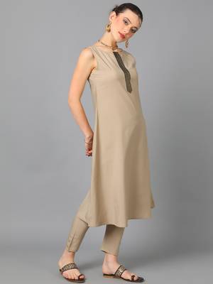 Ziyaa women's beige crepe a-line kurta, pant and dupatta set 2