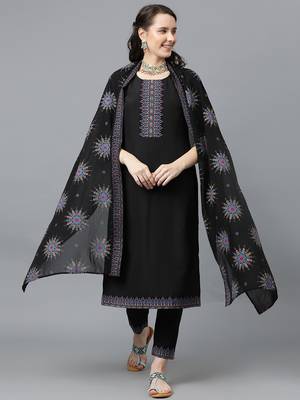 Ziyaa women's black crepe straight kurta, pant and dupatta set 1
