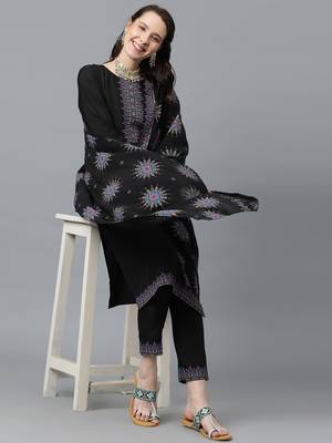 Ziyaa women's black crepe straight kurta, pant and dupatta set 5