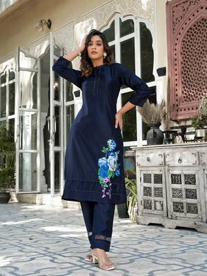  blue patch work kurta trouser set 5