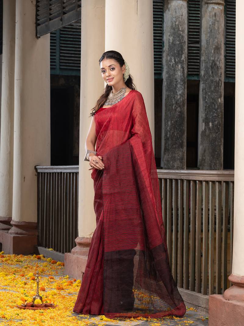 Black & Red Tissue Linen Multi Colour Pallu Handwoven Saree