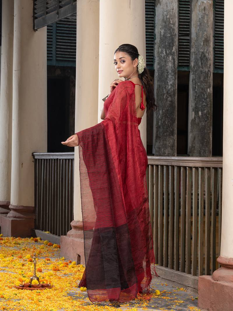 Black & Red Tissue Linen Multi Colour Pallu Handwoven Saree