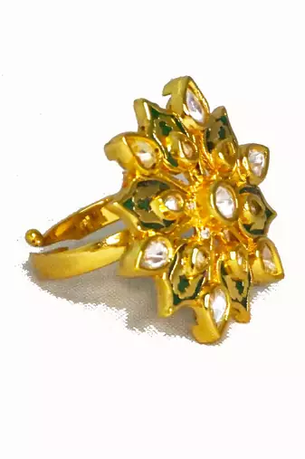 Flower kundan ring
