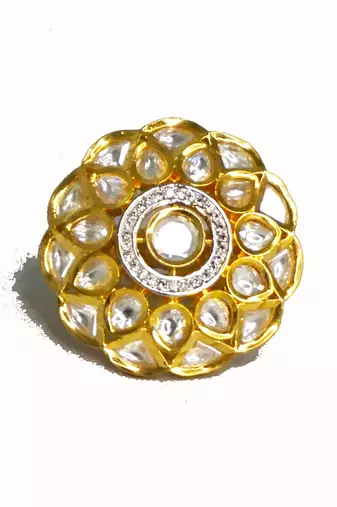Round white kundan ring