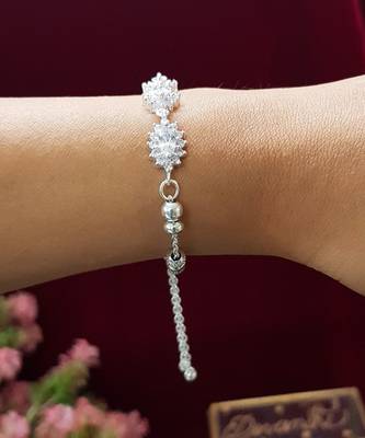 White silver bracelet 1